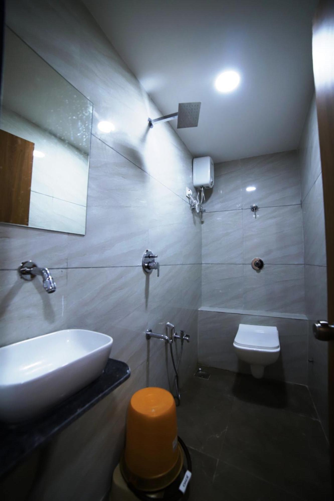 Hotel Surya Villa Ahmedabad Exterior foto